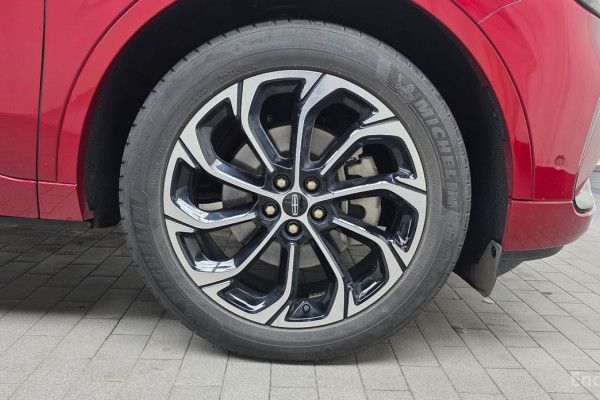 2024 Lincoln Nautilus с пробегом 34 751 км