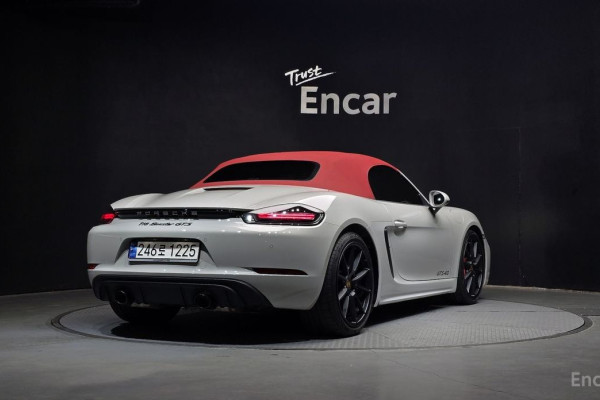 2023 Porsche Boxster с пробегом 11 510 км