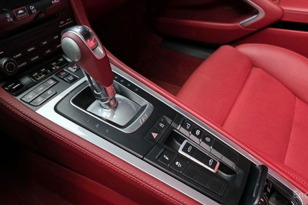 2023 Porsche Boxster с пробегом 11 510 км