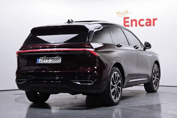 2024 Lincoln Nautilus с пробегом 28 591 км