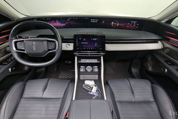 2024 Lincoln Nautilus с пробегом 28 591 км