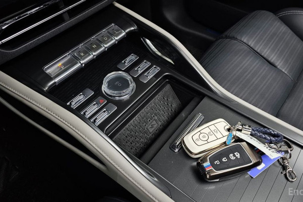 2024 Lincoln Nautilus с пробегом 28 591 км