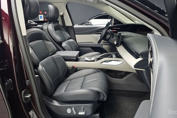 2024 Lincoln Nautilus с пробегом 28 591 км