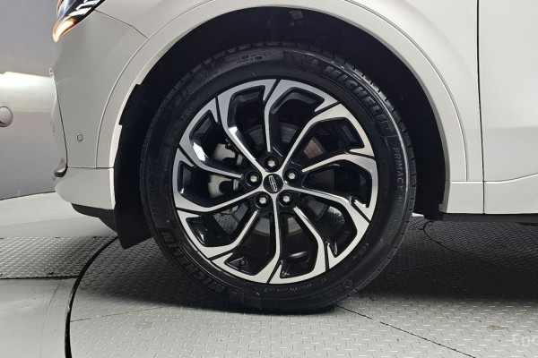 2024 Lincoln Nautilus с пробегом 25 403 км