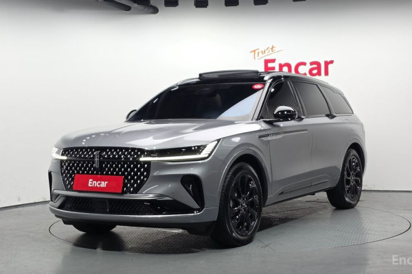 2024 Lincoln Nautilus с пробегом 15 729 км