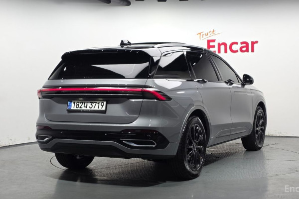 2024 Lincoln Nautilus с пробегом 15 729 км