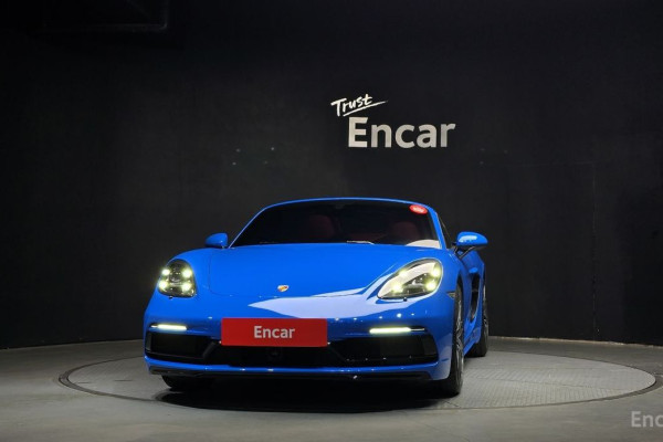 2023 Porsche Boxster с пробегом 9 050 км