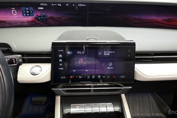 2023 Lincoln Nautilus с пробегом 31 724 км