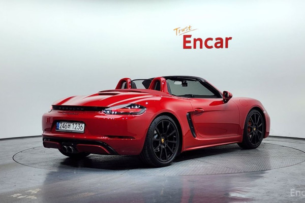 2020 Porsche Boxster с пробегом 29 900 км