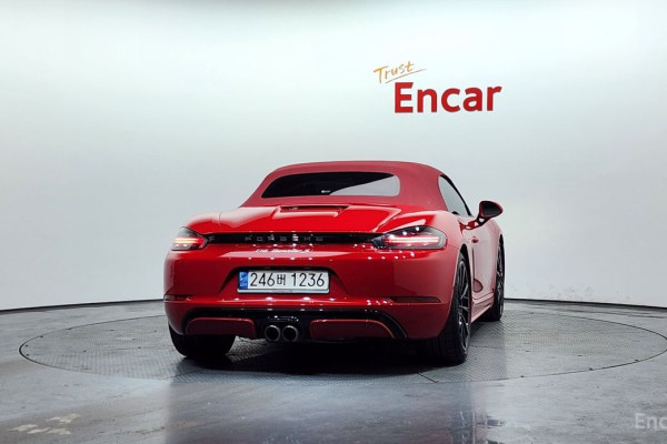 2020 Porsche Boxster с пробегом 29 900 км