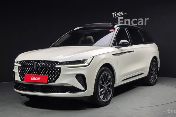 2025 Lincoln Nautilus с пробегом 26 225 км