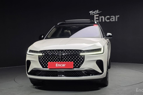 2025 Lincoln Nautilus с пробегом 26 225 км