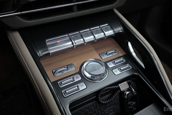 2025 Lincoln Nautilus с пробегом 26 225 км