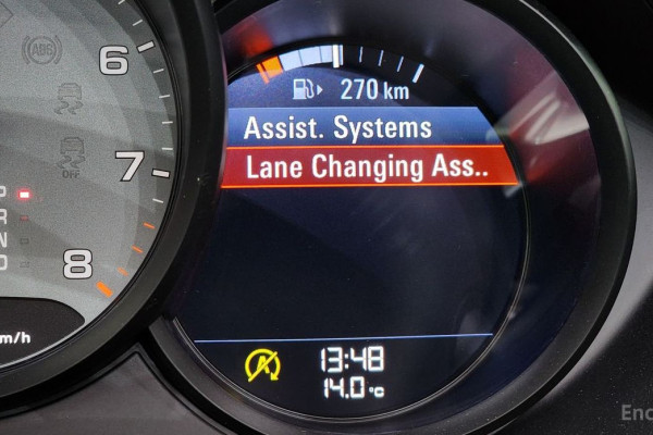 2020 Porsche Boxster с пробегом 29 900 км