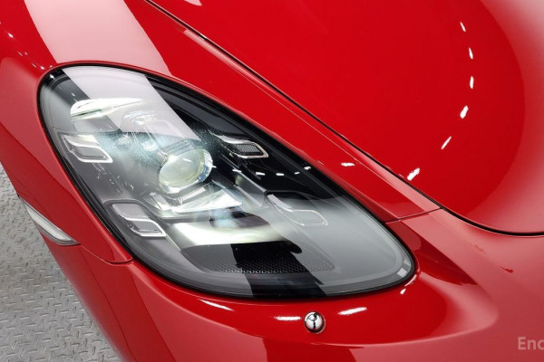 2020 Porsche Boxster с пробегом 29 900 км