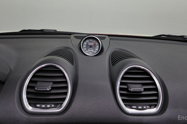 2020 Porsche Boxster с пробегом 29 900 км