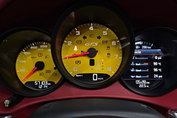 2019 Porsche Boxster с пробегом 57 103 км