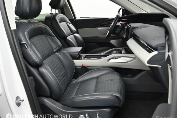 2023 Lincoln Nautilus с пробегом 18 600 км