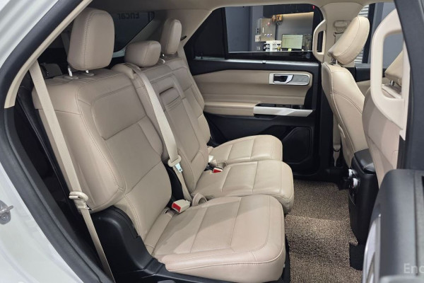 2023 Ford Explorer с пробегом 37 361 км