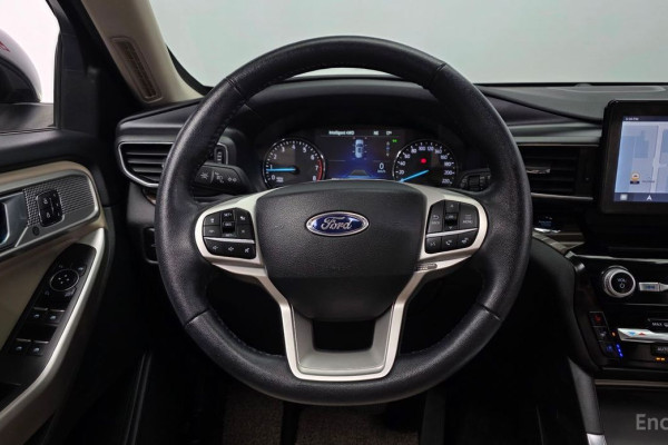 2023 Ford Explorer с пробегом 37 361 км