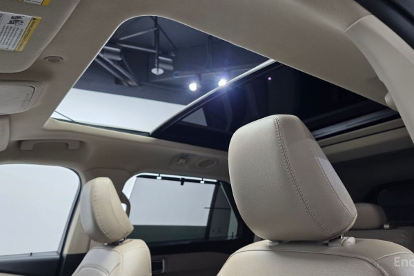 2023 Ford Explorer с пробегом 37 361 км