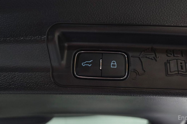 2023 Ford Explorer с пробегом 37 361 км