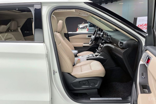 2023 Ford Explorer с пробегом 56 158 км