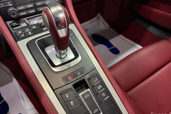 2022 Porsche Boxster с пробегом 2 100 км