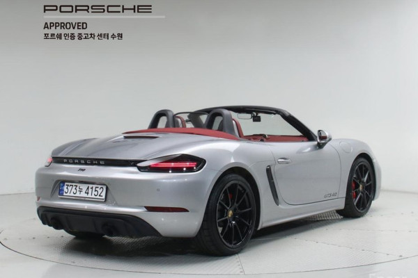 2023 Porsche Boxster с пробегом 34 584 км
