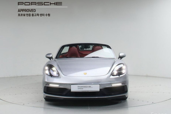 2023 Porsche Boxster с пробегом 34 584 км