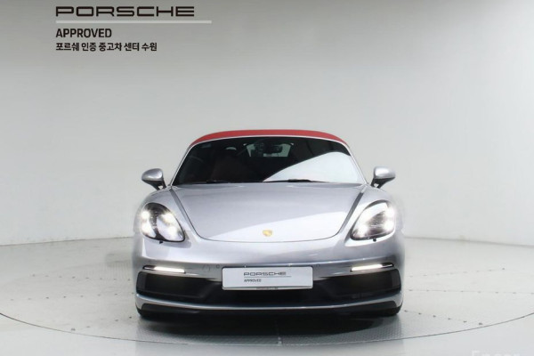 2023 Porsche Boxster с пробегом 34 584 км