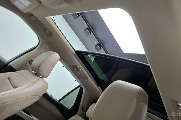 2023 Ford Explorer с пробегом 56 158 км