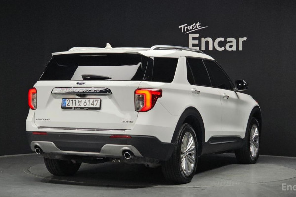 2023 Ford Explorer с пробегом 18 880 км