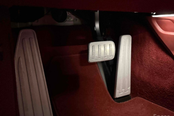 2022 Porsche Boxster с пробегом 9 700 км