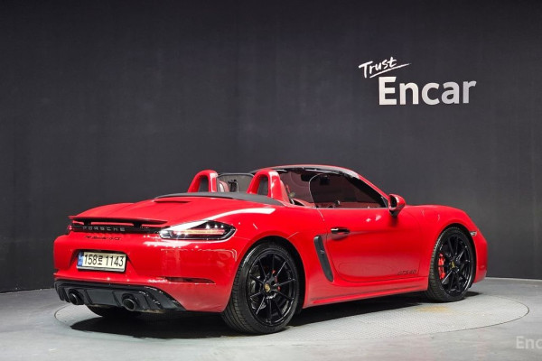 2024 Porsche Boxster с пробегом 49 489 км