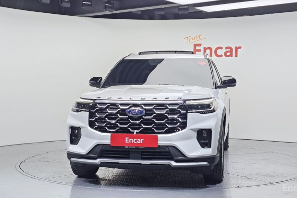 2025 Ford Explorer с пробегом 17 952 км