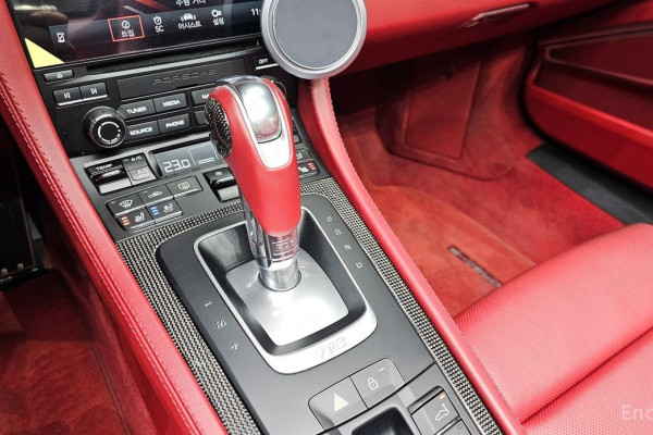 2024 Porsche Boxster с пробегом 49 489 км