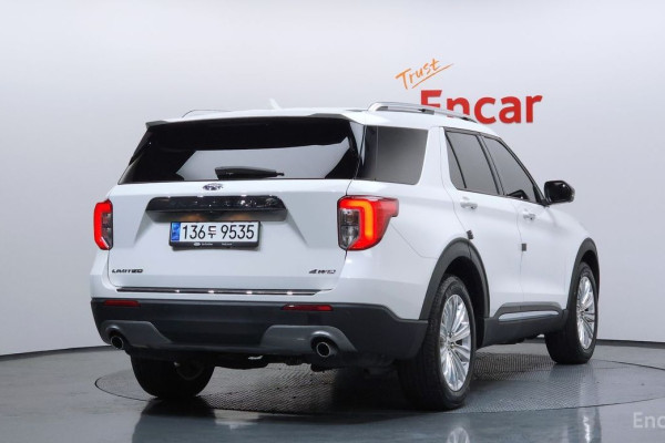 2023 Ford Explorer с пробегом 20 553 км