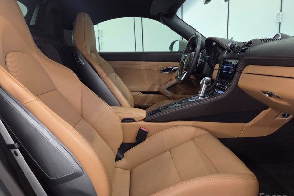 2023 Porsche Boxster с пробегом 8 778 км