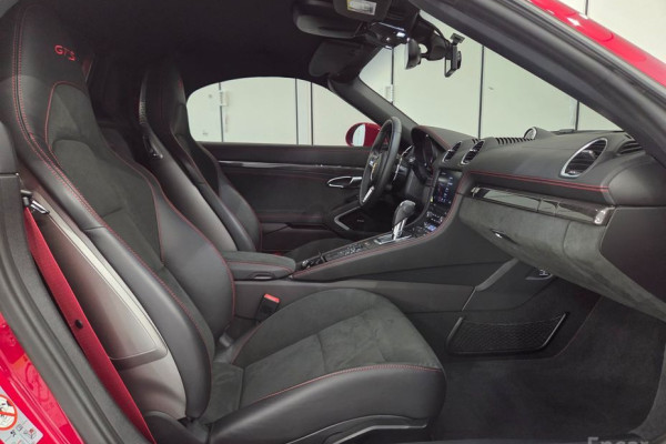 2023 Porsche Boxster с пробегом 9 775 км