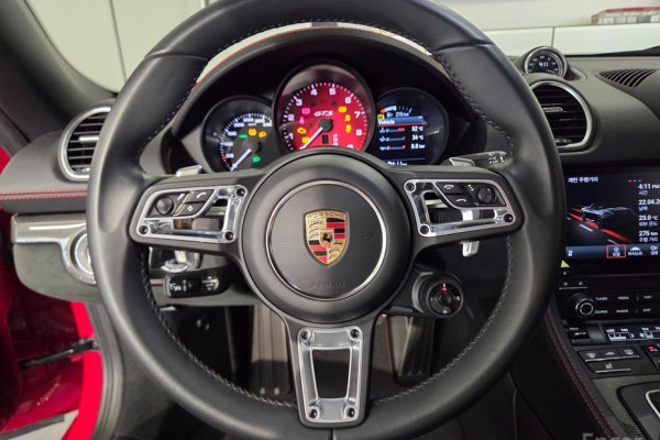 2023 Porsche Boxster с пробегом 9 775 км