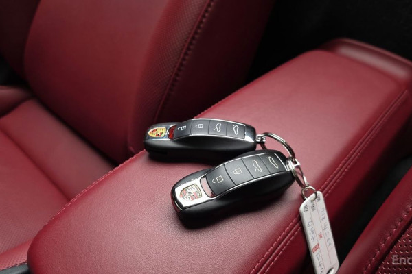 2020 Porsche Boxster с пробегом 53 542 км