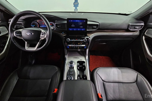 2023 Ford Explorer с пробегом 45 939 км