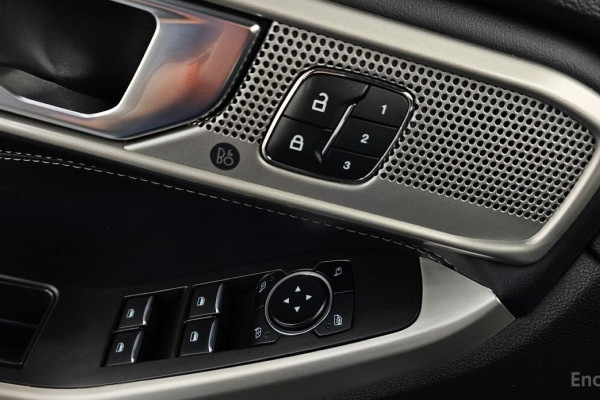 2023 Ford Explorer с пробегом 45 939 км