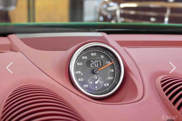 2023 Porsche Boxster с пробегом 13 900 км