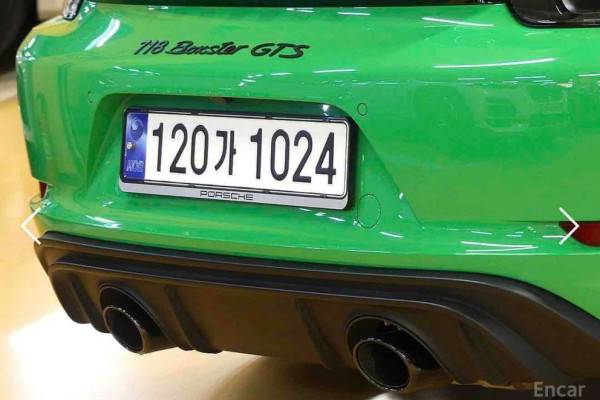 2023 Porsche Boxster с пробегом 13 900 км