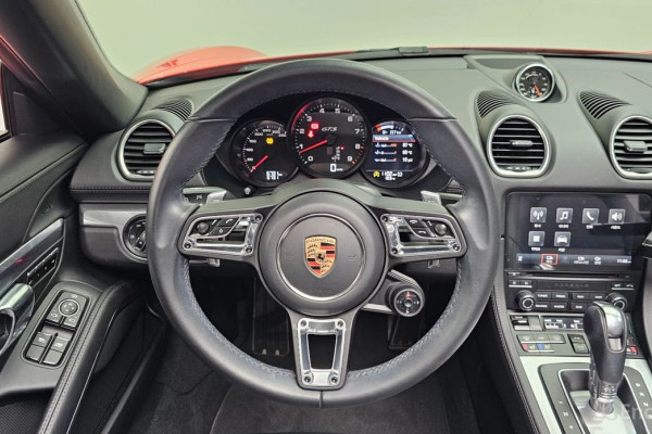 2024 Porsche Boxster с пробегом 6 731 км