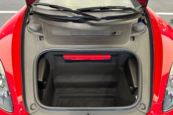 2021 Porsche Boxster с пробегом 17 167 км