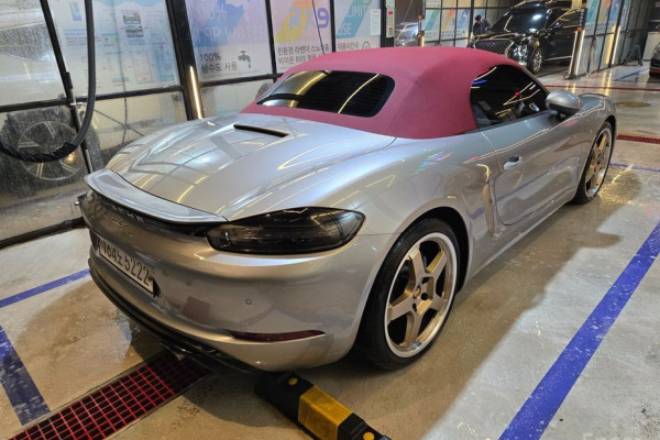 2022 Porsche Boxster с пробегом 19 691 км