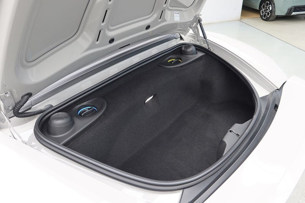 2024 Porsche Boxster с пробегом 29 497 км